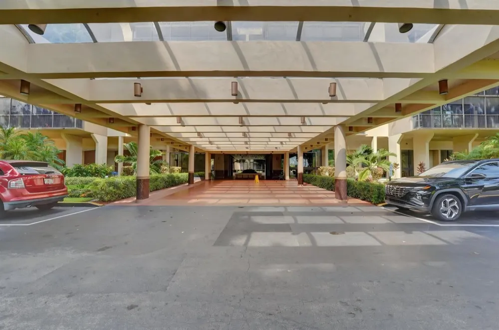 2800 46TH AVENUE #A404 Hollywood, FL 33021