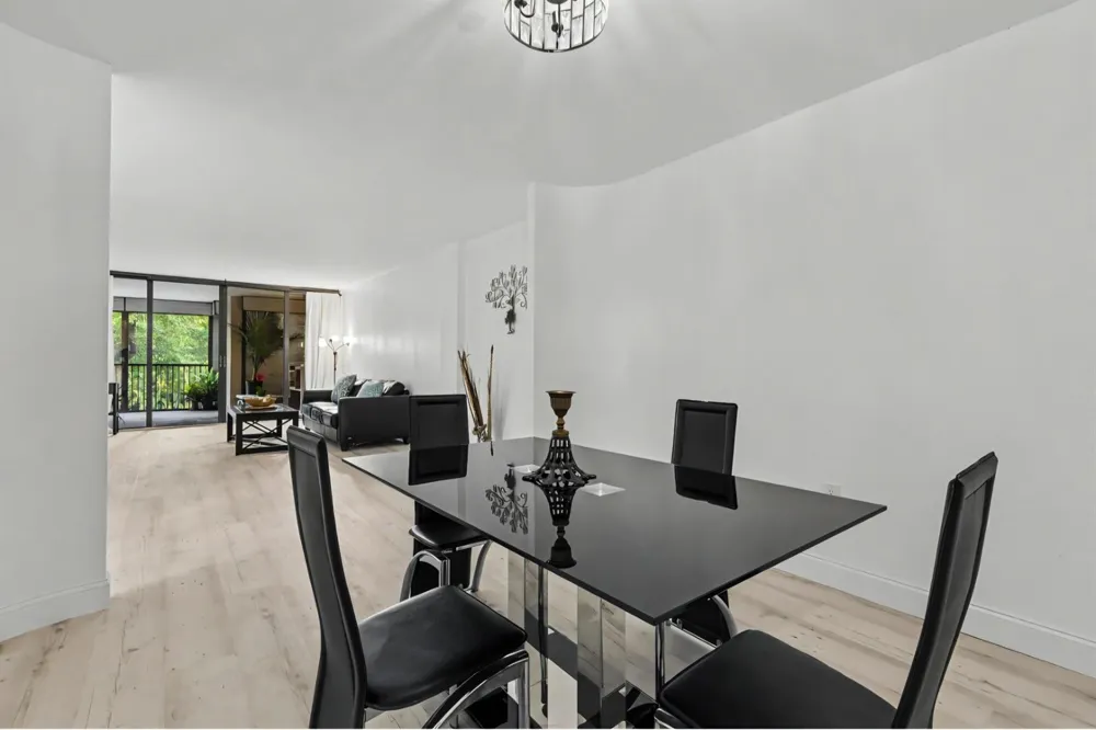 2800 46TH AVENUE #A404 Hollywood, FL 33021