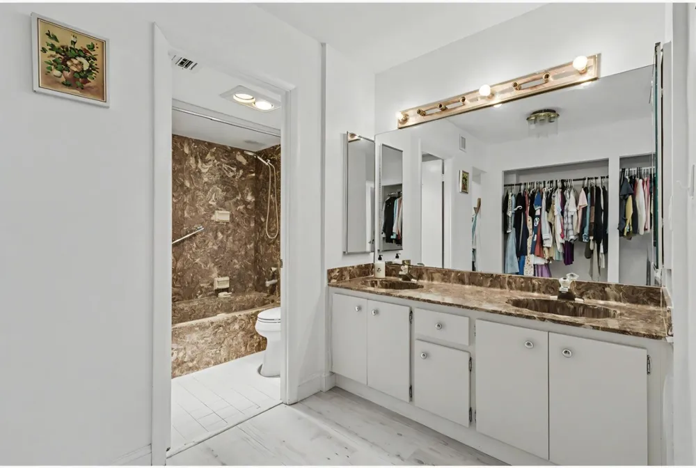 2800 46TH AVENUE #A404 Hollywood, FL 33021