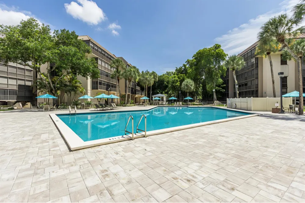 2800 46TH AVENUE #A404 Hollywood, FL 33021
