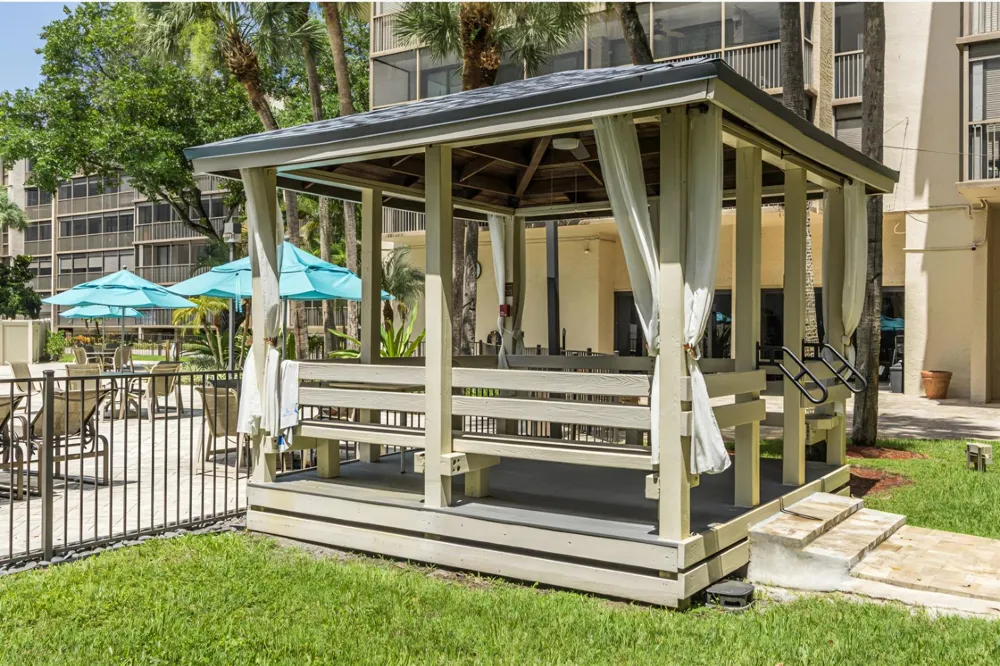 2800 46TH AVENUE #A404 Hollywood, FL 33021