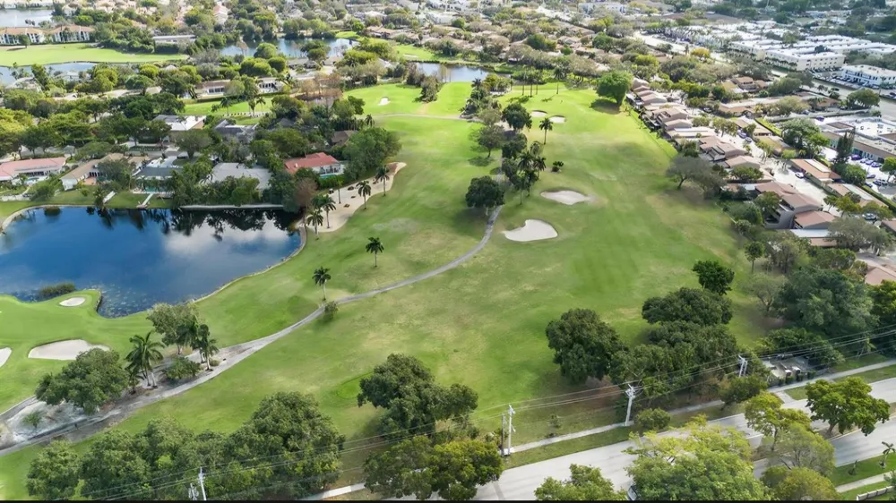 2800 46TH AVENUE #A404 Hollywood, FL 33021