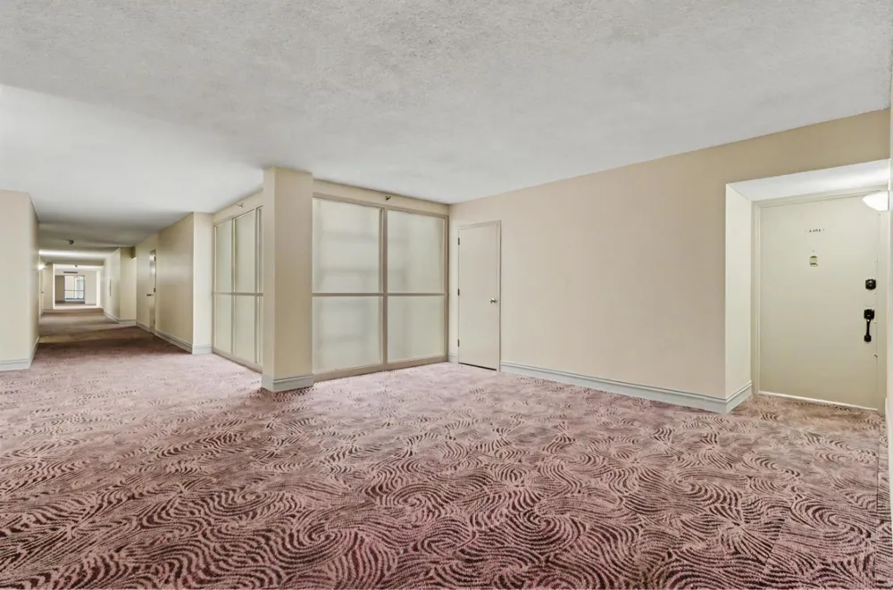 2800 46TH AVENUE #A404 Hollywood, FL 33021
