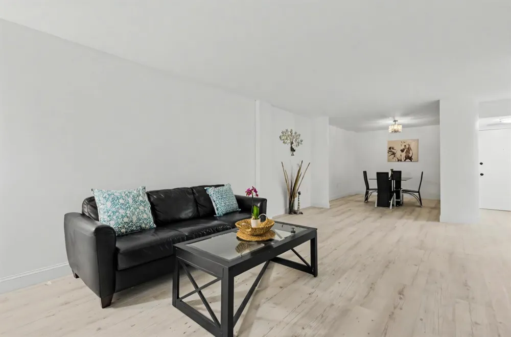 2800 46TH AVENUE #A404 Hollywood, FL 33021