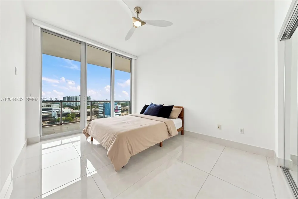 3470 E Coast Ave #H0901 Miami, FL 33137