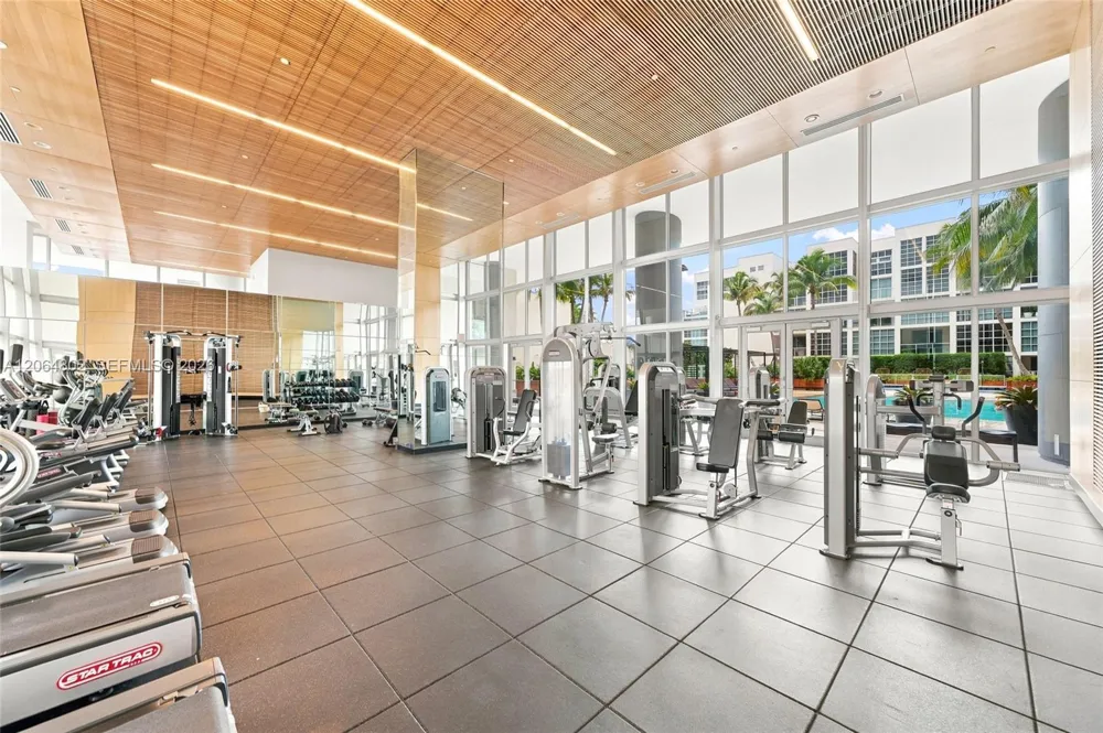 3470 E Coast Ave #H0901 Miami, FL 33137