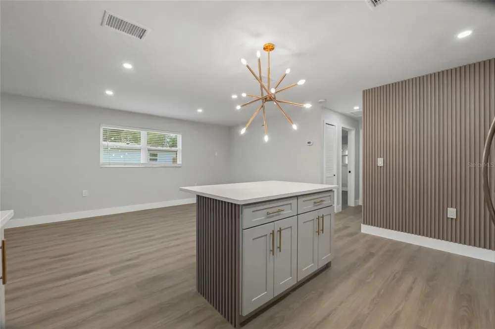 2952 WEBLEY DRIVE Largo, FL 33771