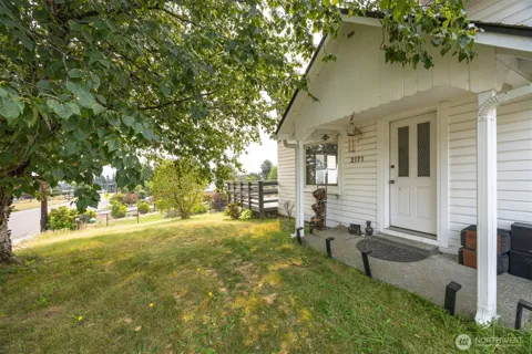 2171 Gardiner Drive