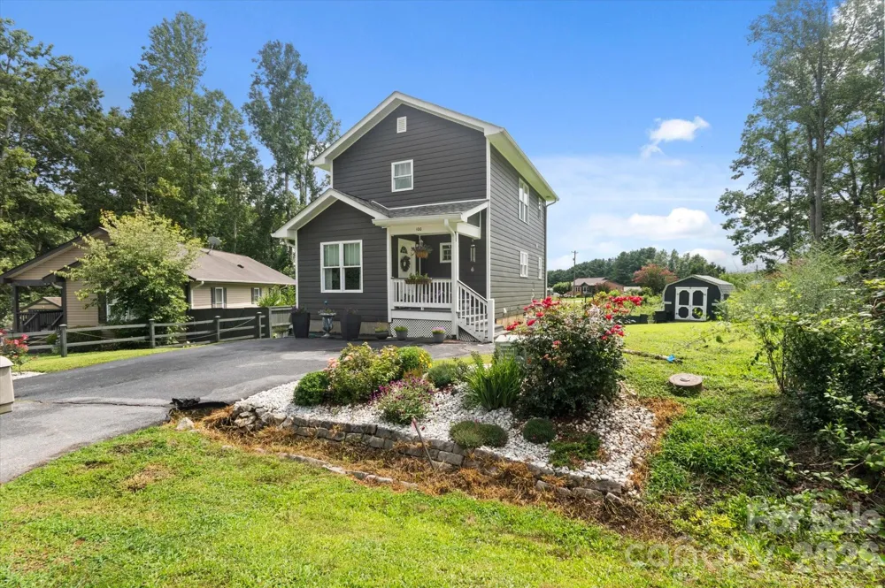 100 Victoria Springs Drive Flat Rock, NC 28731