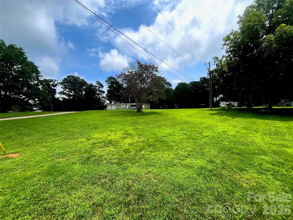 109 Ray Dawn Lane Mooresville, NC 28117