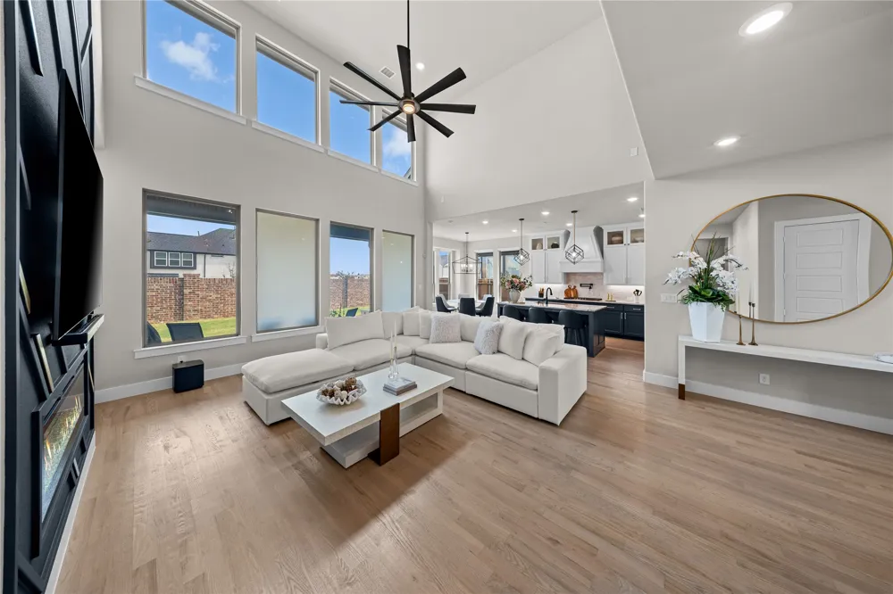 616 Barcara Lane Frisco, TX 75033