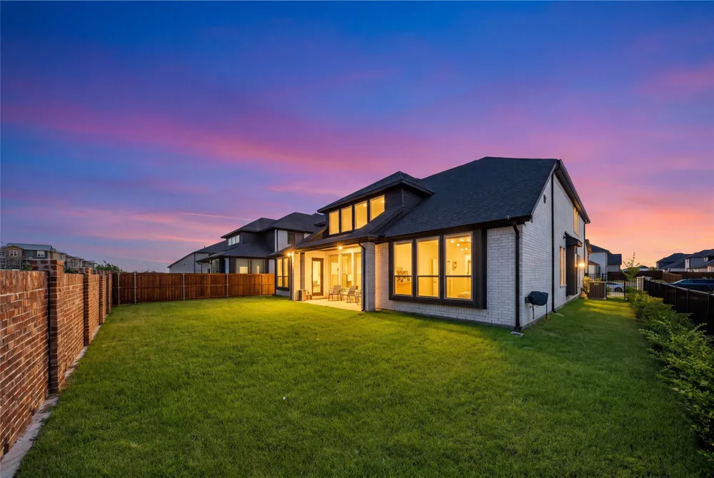 616 Barcara Lane Frisco, TX 75033
