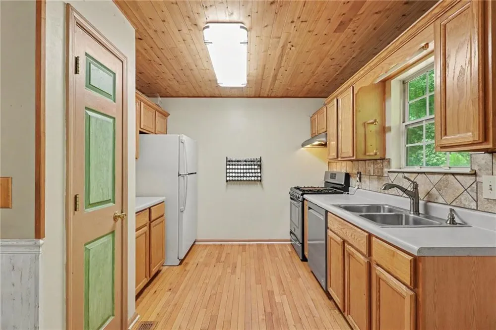 97 Hill Crest Drive Ranger, GA 30734
