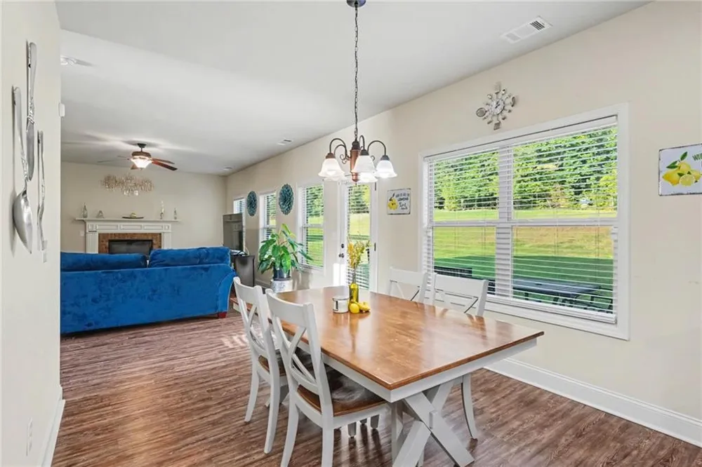169 Amelia Way Ellenwood, GA 30294