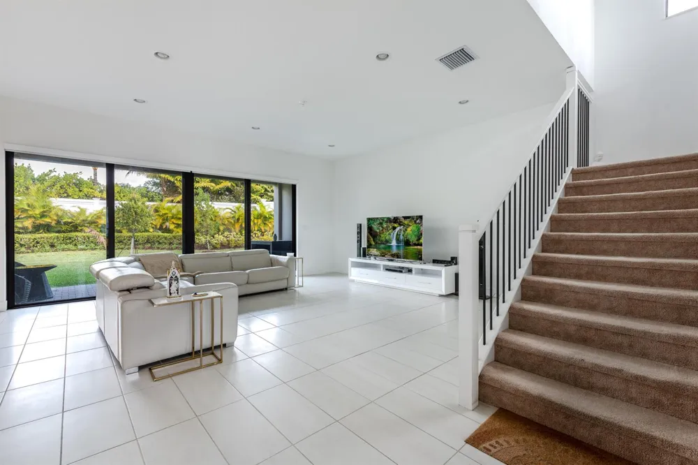 8131 Laurel Falls Drive Boca Raton, FL 33496