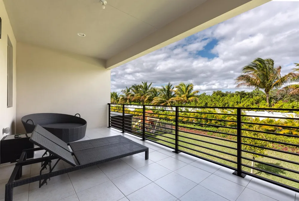 8131 Laurel Falls Drive Boca Raton, FL 33496