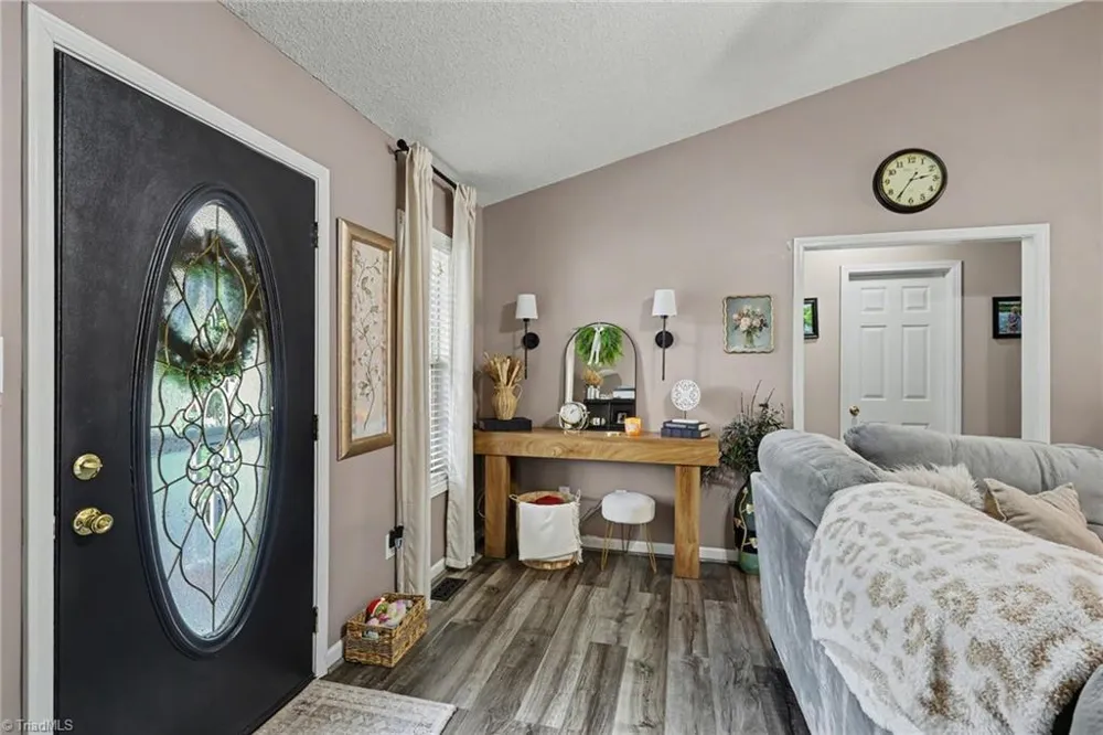 842 Charter Oaks Drive Randleman, NC 27317