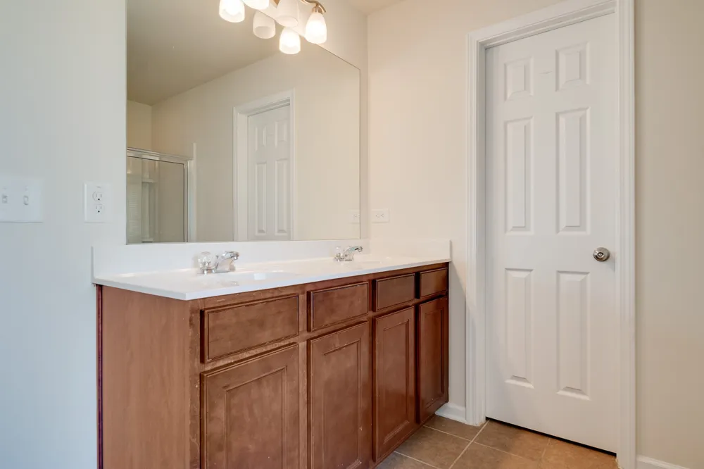 1001 Benwick Rd Hendersonville, TN 37075
