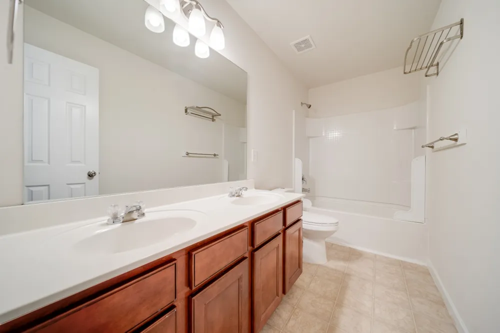 1001 Benwick Rd Hendersonville, TN 37075