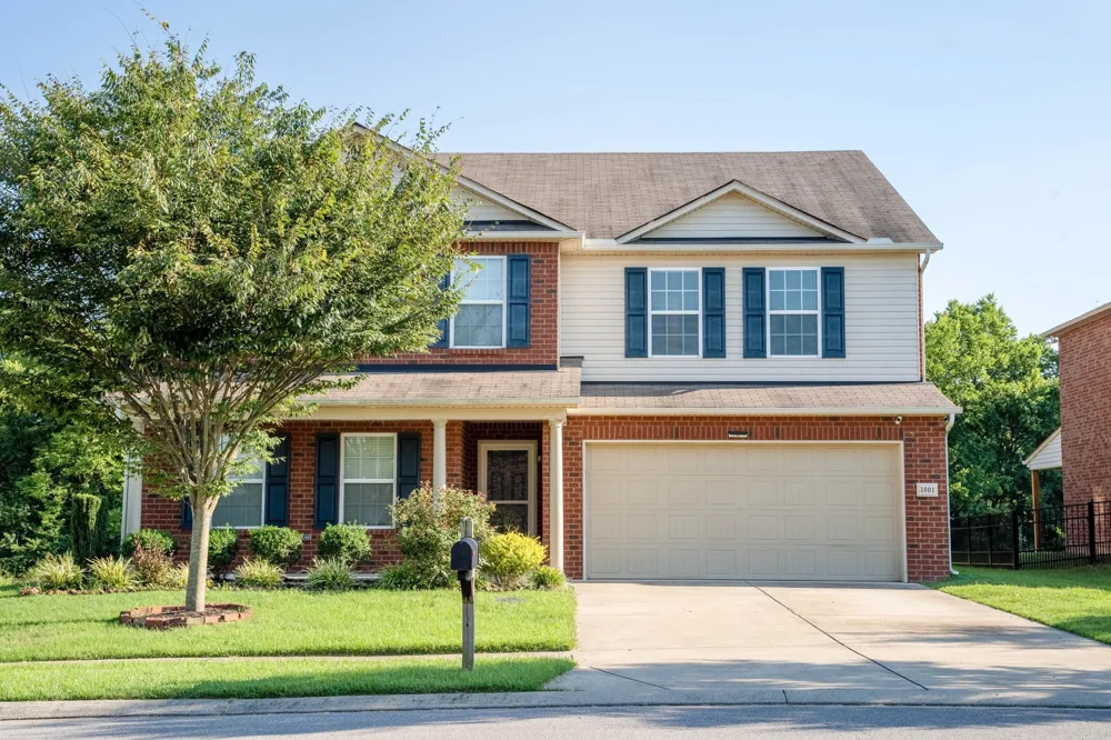 1001 Benwick Rd Hendersonville, TN 37075