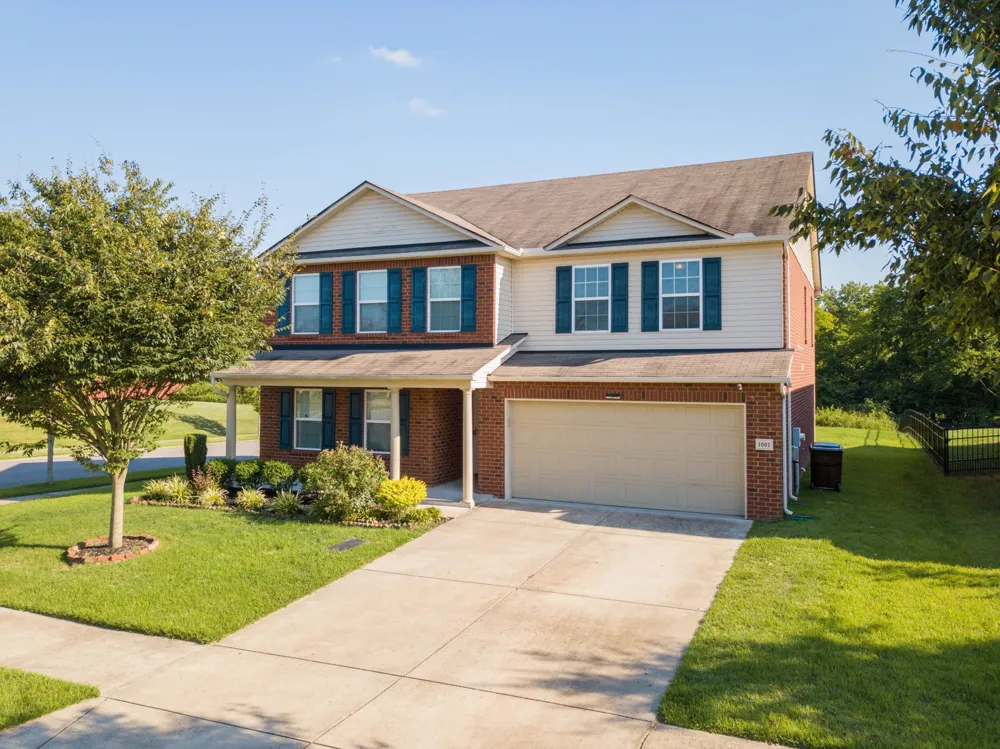 1001 Benwick Rd Hendersonville, TN 37075