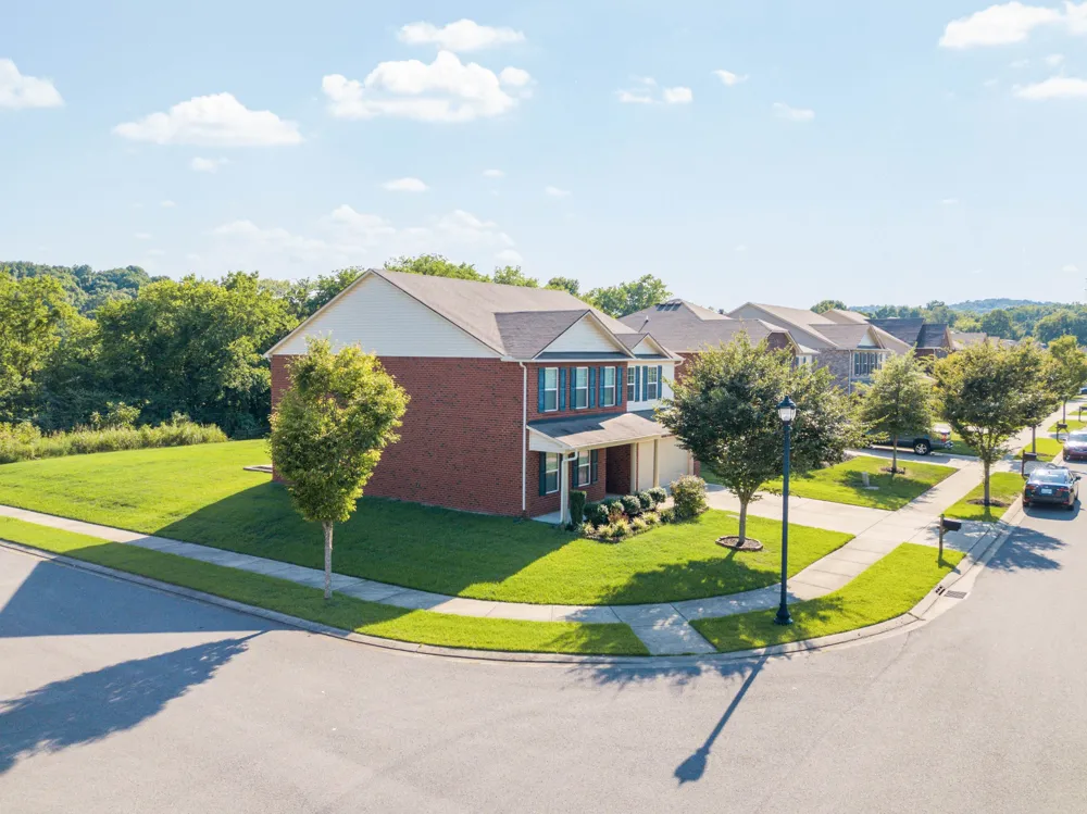 1001 Benwick Rd Hendersonville, TN 37075