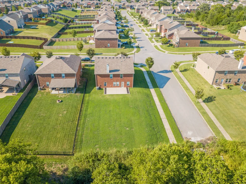 1001 Benwick Rd Hendersonville, TN 37075