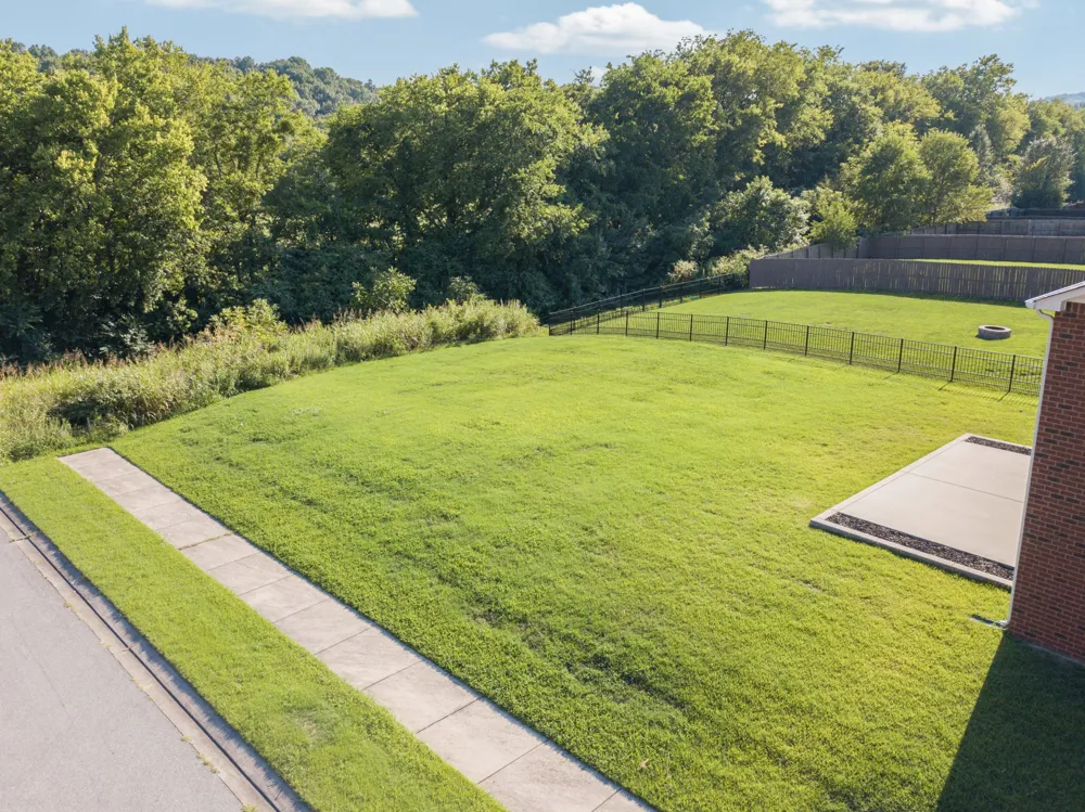 1001 Benwick Rd Hendersonville, TN 37075