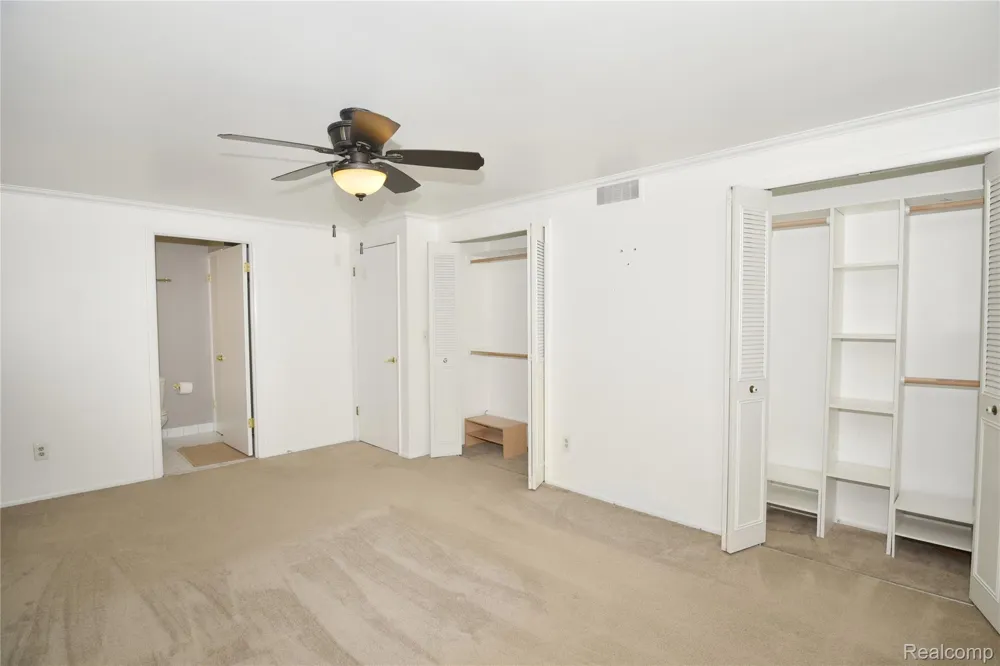 4663 Mill Pond Drive Troy City, MI 48085