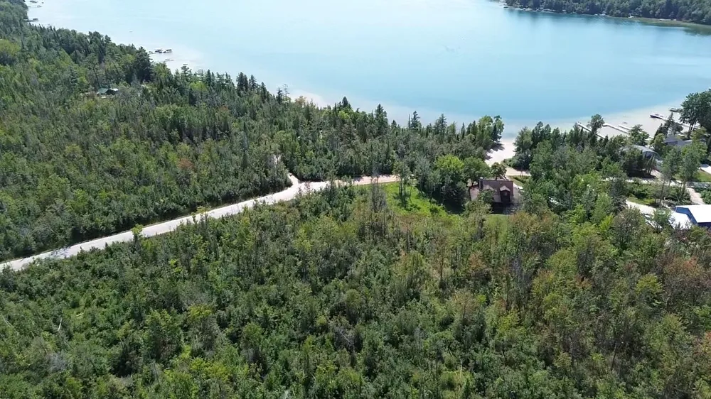 14222 Birch Pointe Drive Elk Rapids Township, MI 49648