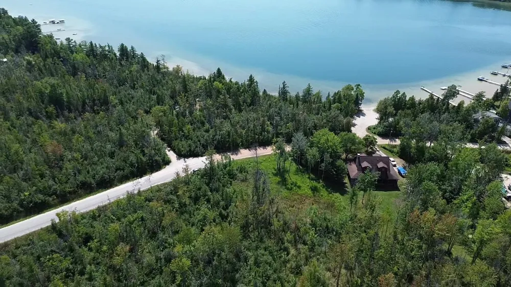 14222 Birch Pointe Drive Elk Rapids Township, MI 49648