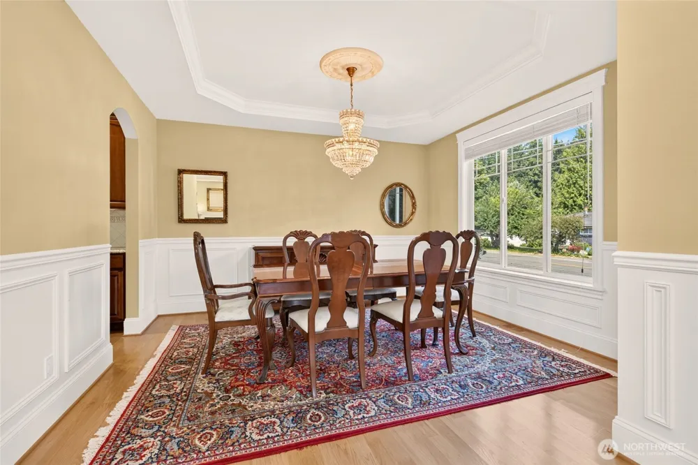 15516 56th Avenue W Edmonds, WA 98026