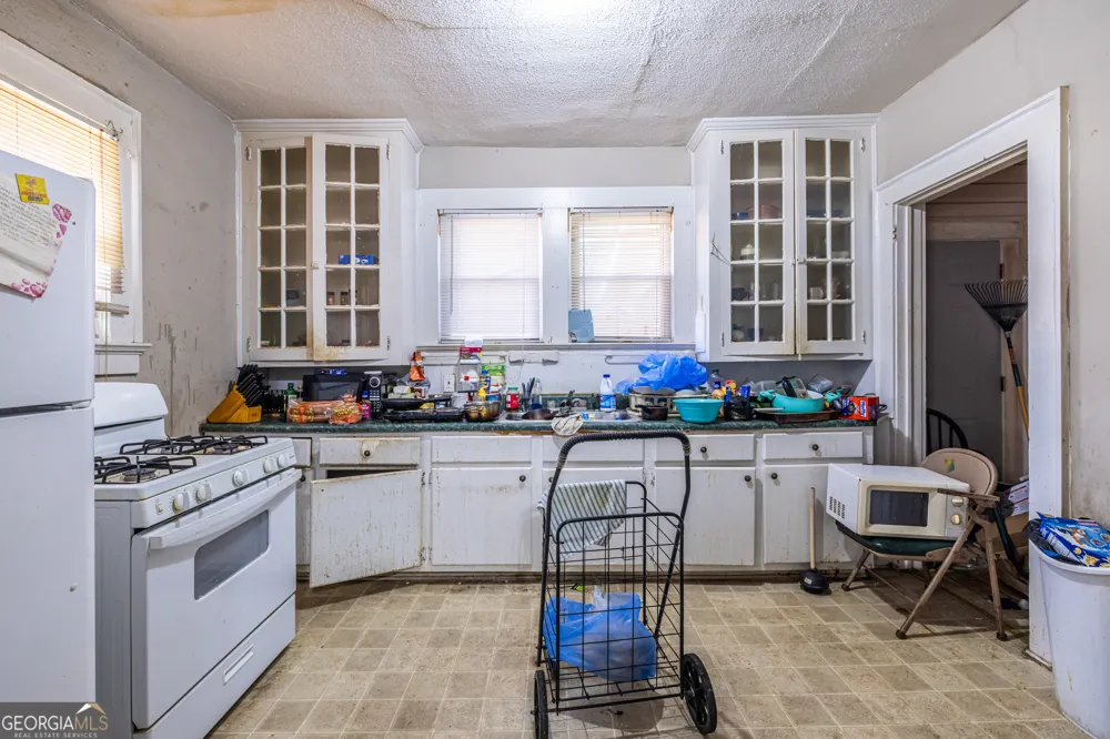 3054 Church ST East Point, GA 30344
