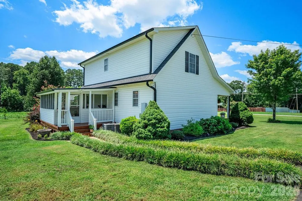 510 Mauneyville Road Cherryville, NC 28021