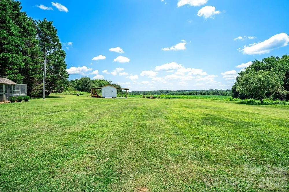 510 Mauneyville Road Cherryville, NC 28021