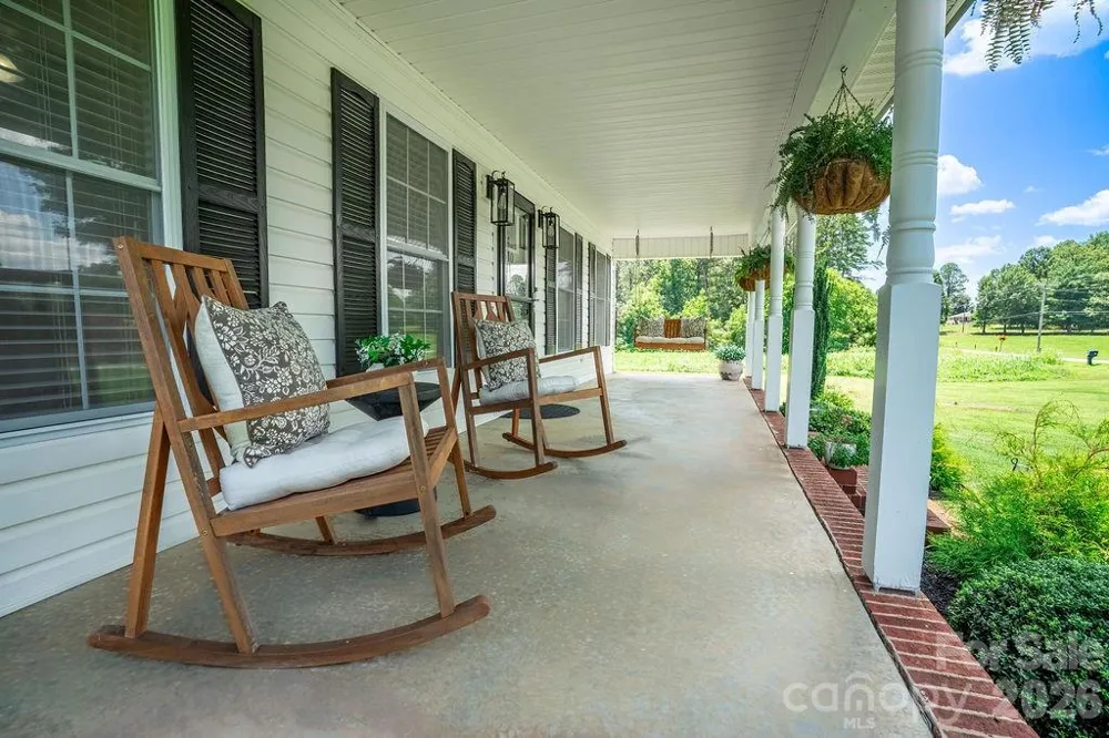 510 Mauneyville Road Cherryville, NC 28021