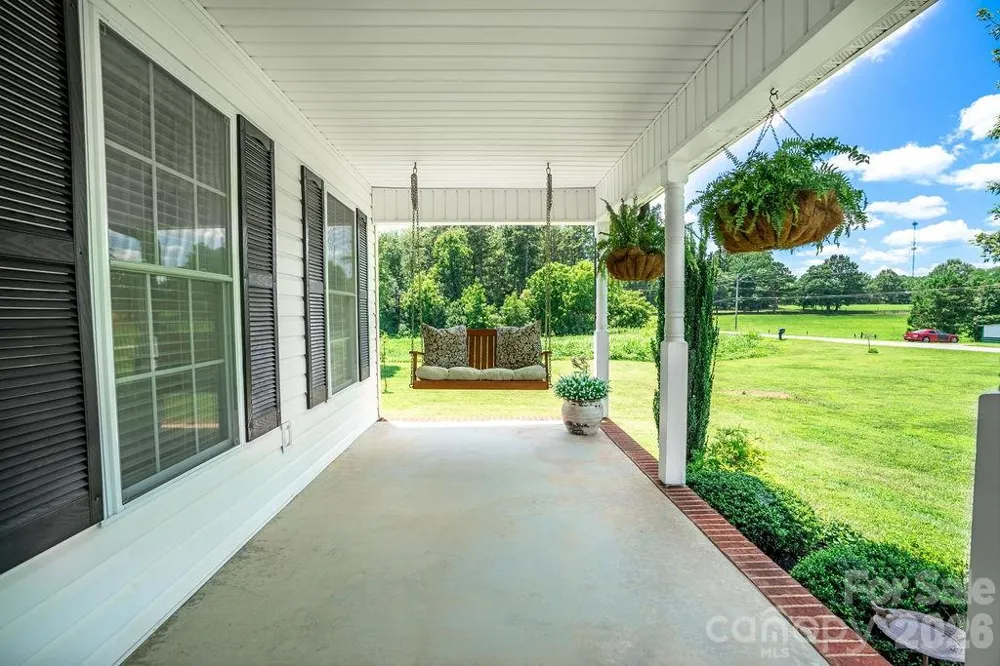 510 Mauneyville Road Cherryville, NC 28021