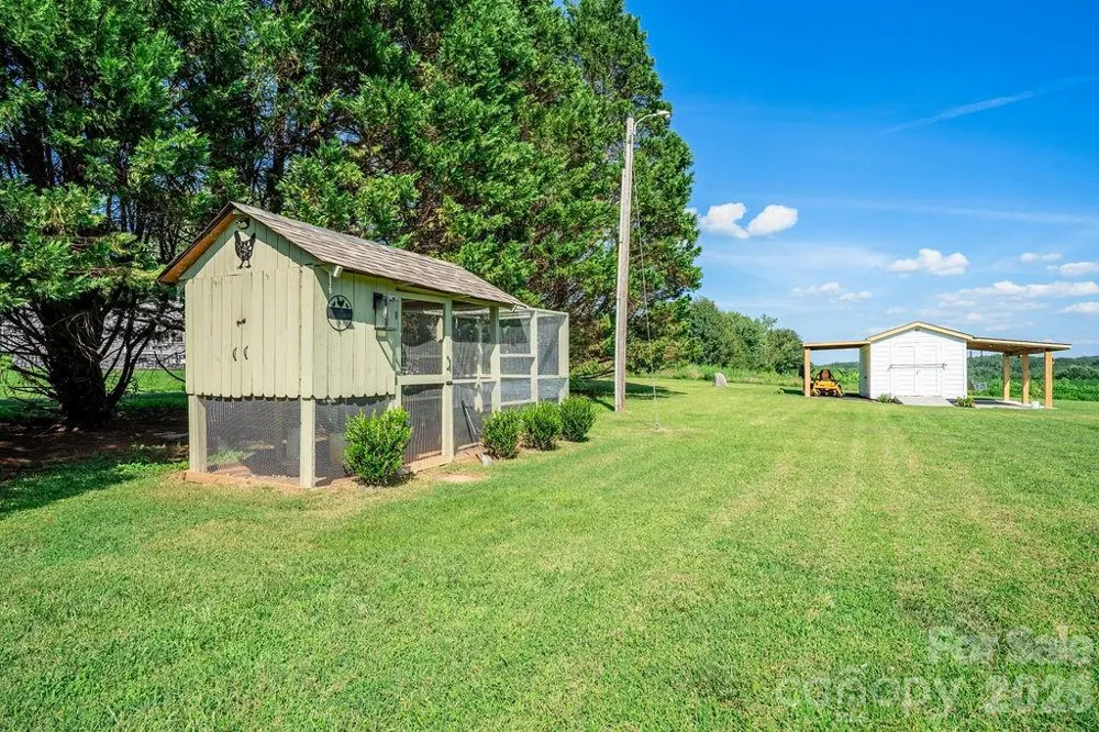 510 Mauneyville Road Cherryville, NC 28021