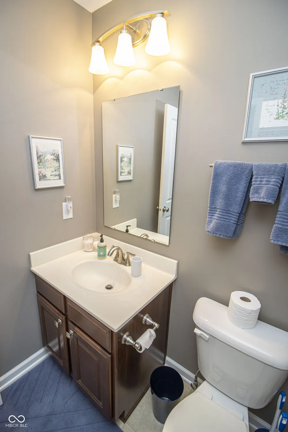 1037 Orlando Street Carmel, IN 46032