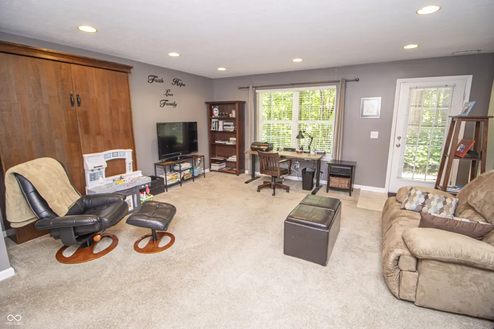 1037 Orlando Street Carmel, IN 46032