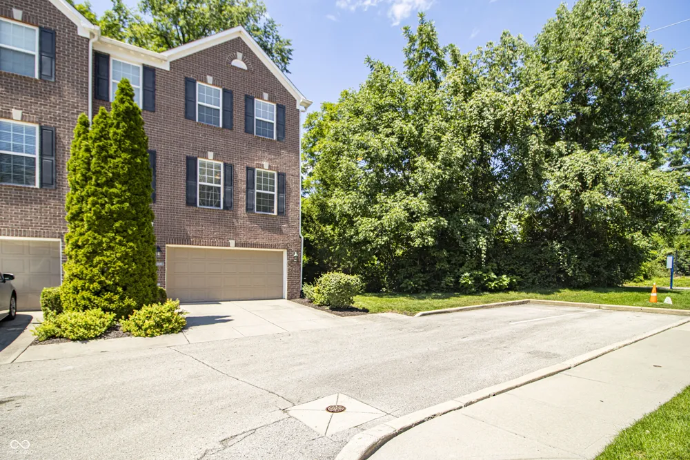 1037 Orlando Street Carmel, IN 46032