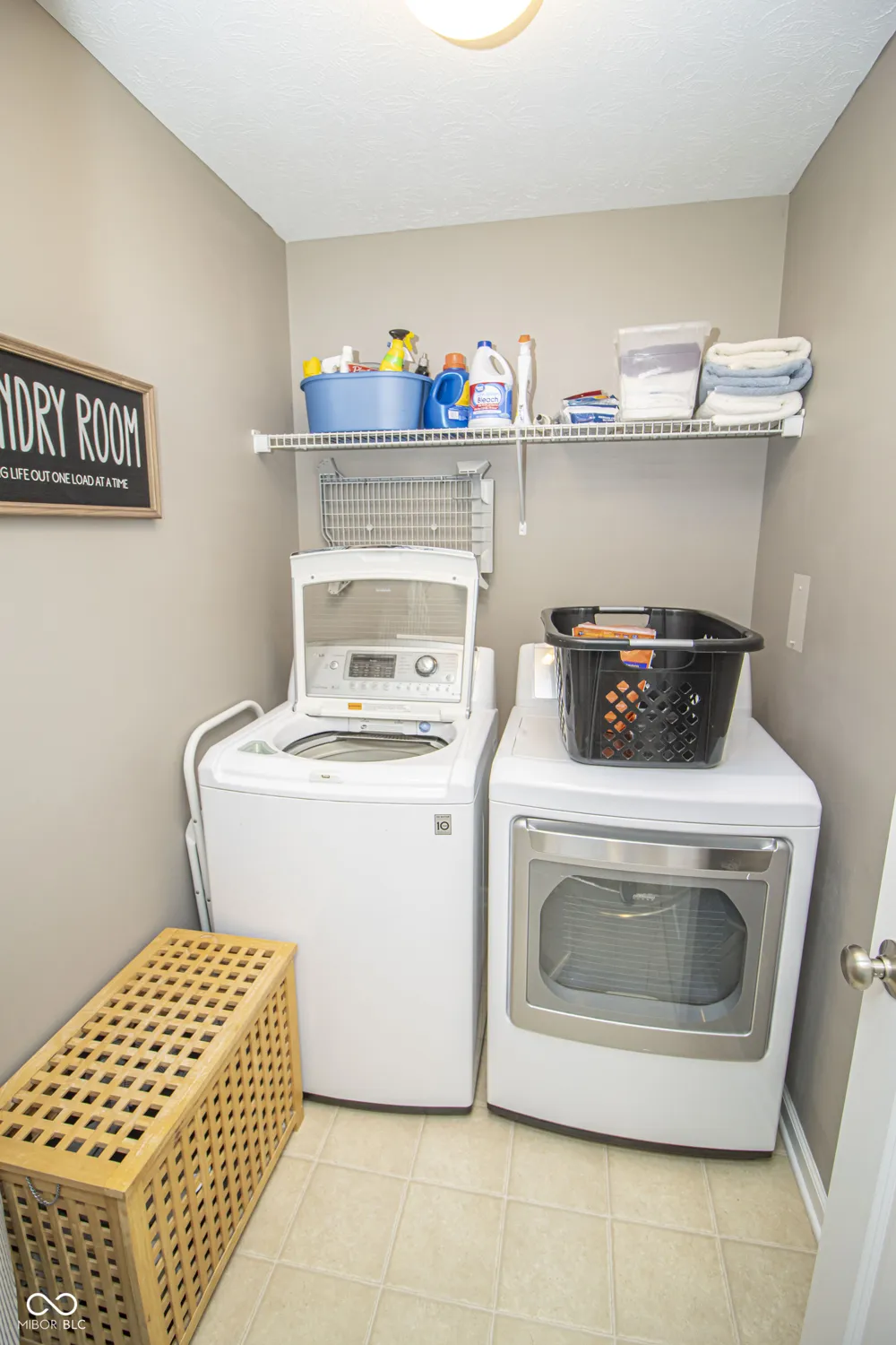 1037 Orlando Street Carmel, IN 46032