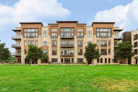 15 W Executive Drive #206