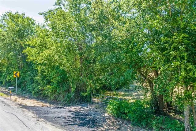FARM ROAD 194 Blossom, TX 75416