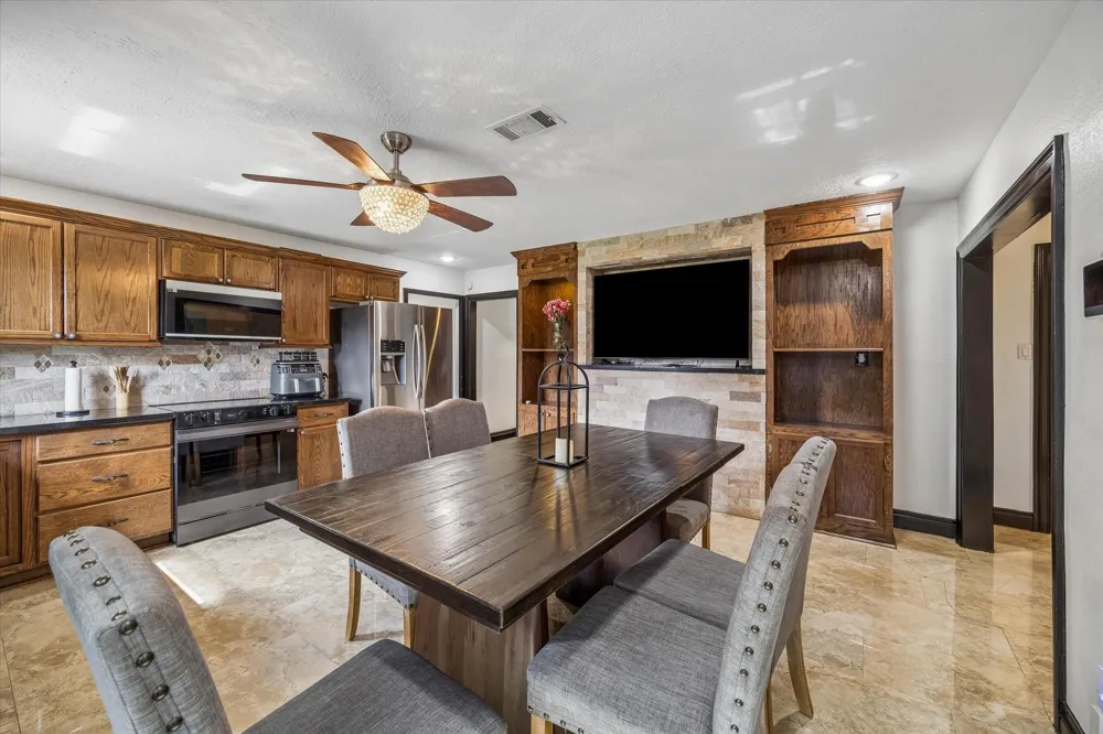 511 Avenue I South Houston, TX 77587