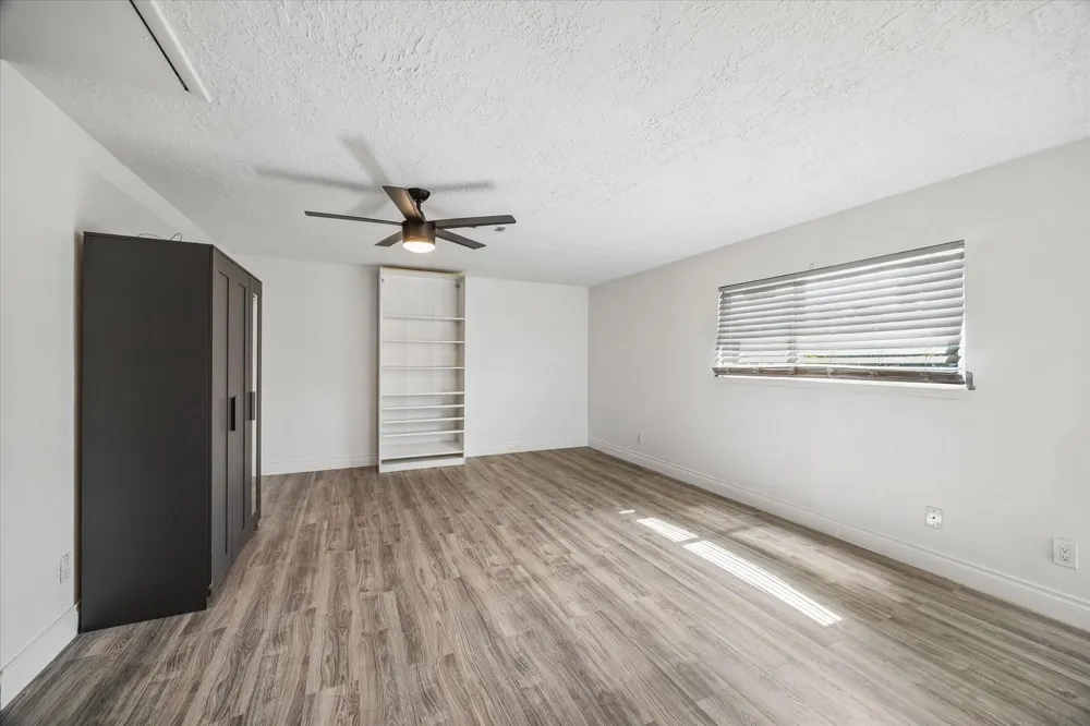 511 Avenue I South Houston, TX 77587