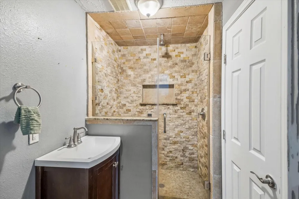 511 Avenue I South Houston, TX 77587