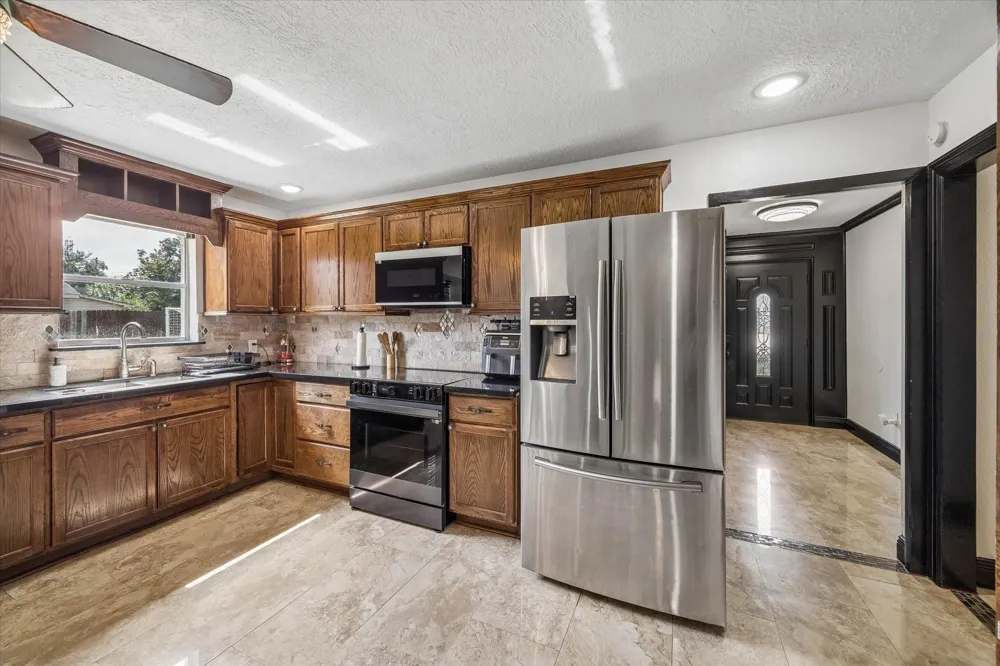 511 Avenue I South Houston, TX 77587