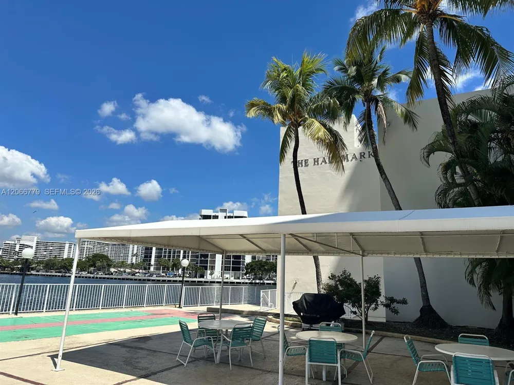 3800 S Ocean Dr #1516 Hollywood, FL 33019