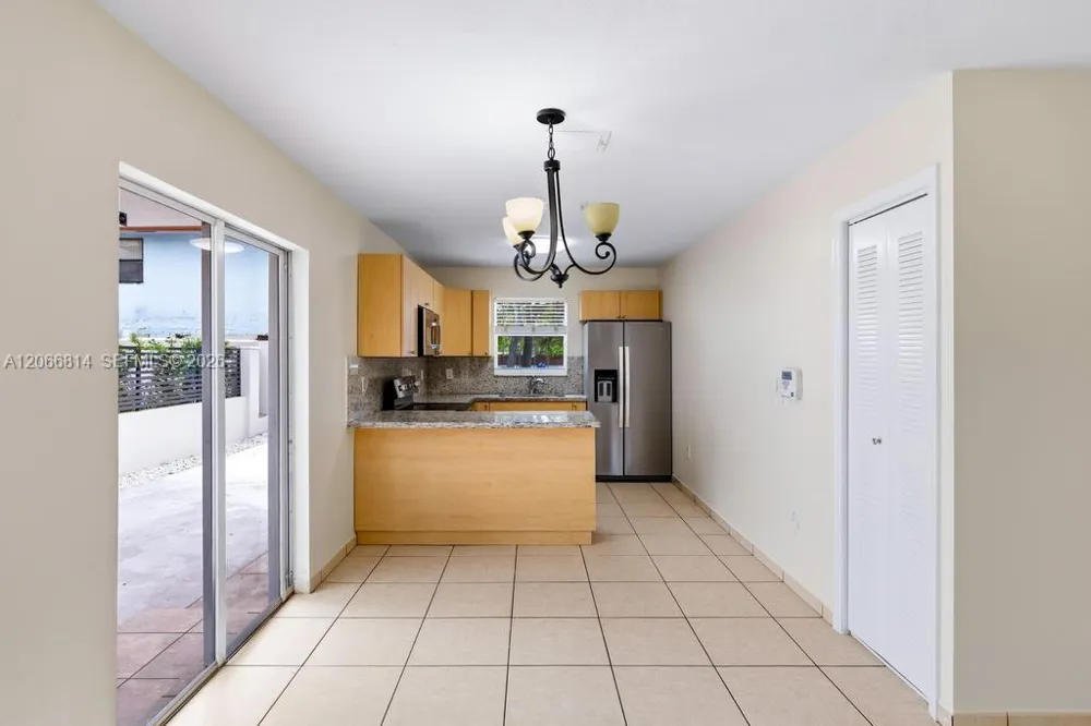 3072 NW 14th St #REAR Miami, FL 33125